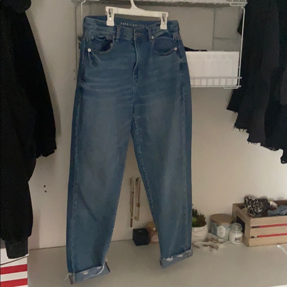high wasted american eagle jeans